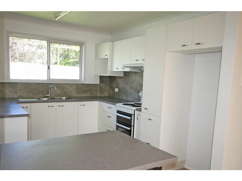 1/8 Grant Street, Battery Hill QLD 4551