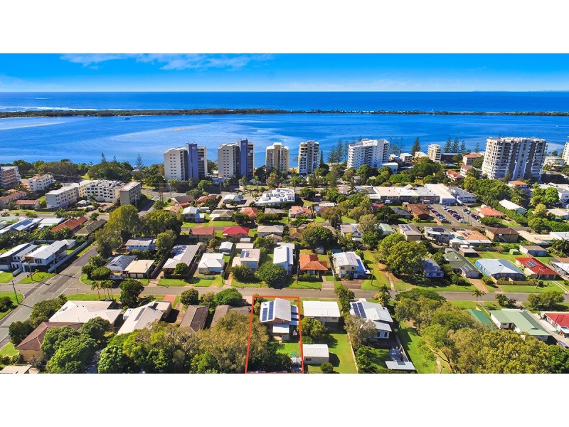 90 Palmer Av, Golden Beach QLD 4551