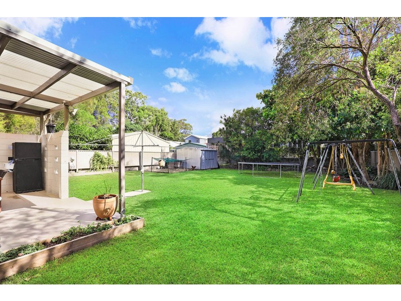 90 Palmer Av, Golden Beach QLD 4551