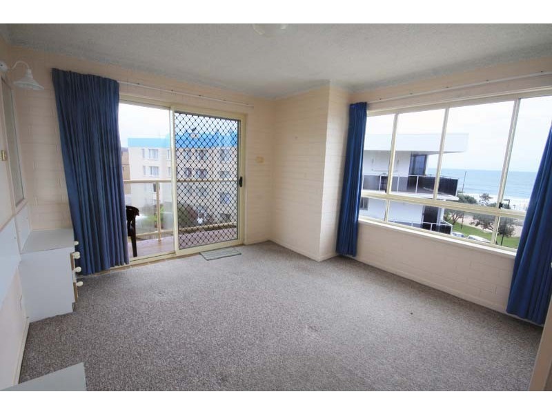 3/27 Mahia Tce, Kings Beach QLD 4551