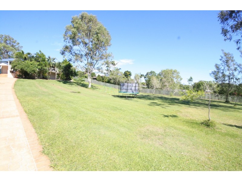 15 Brolga Ct, Little Mountain QLD 4551