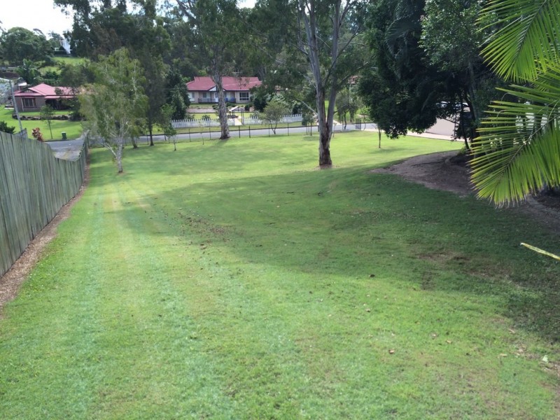 15 Brolga Ct, Little Mountain QLD 4551