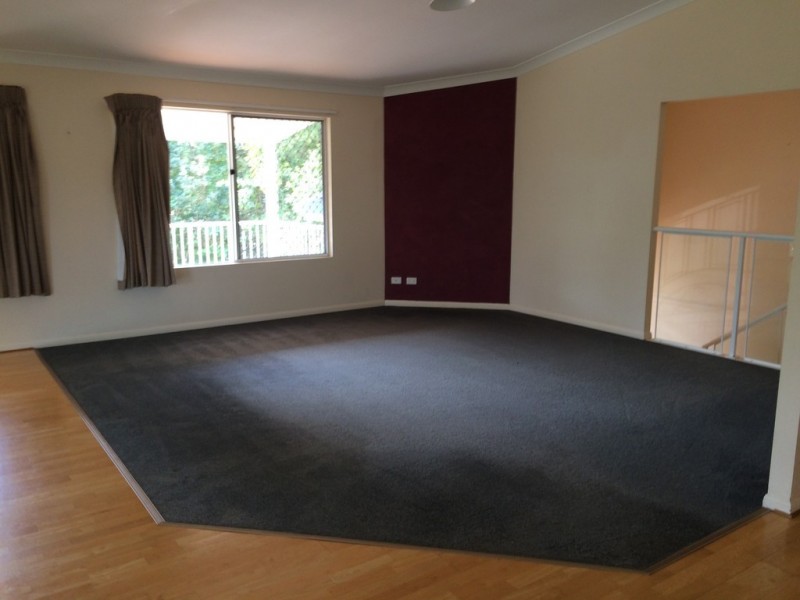 15 Brolga Ct, Little Mountain QLD 4551