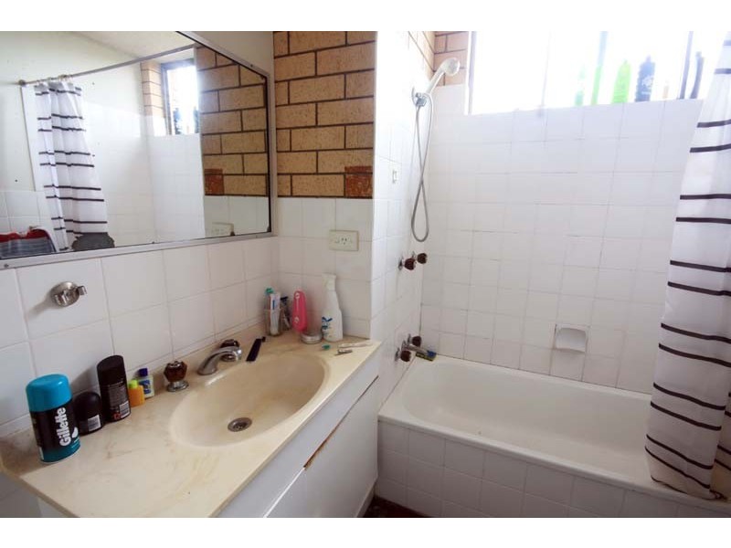 4/33 Leeding Tce, Caloundra QLD 4551