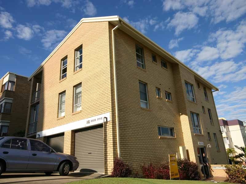 5/16 Dingle Ave – High Five, Caloundra QLD 4551