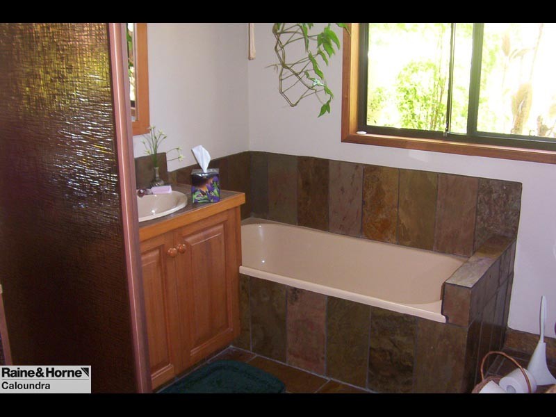 17 Sutherland St, Dicky Beach QLD 4551