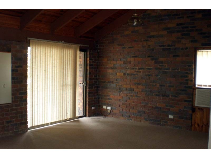 13 Oval Ave, Caloundra QLD 4551