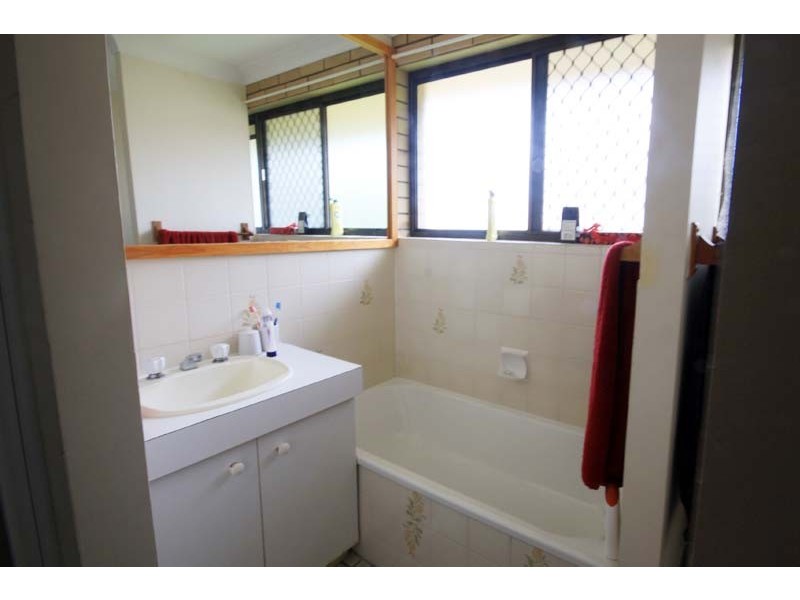 9/8 Coonowrin Street, Battery Hill QLD 4551