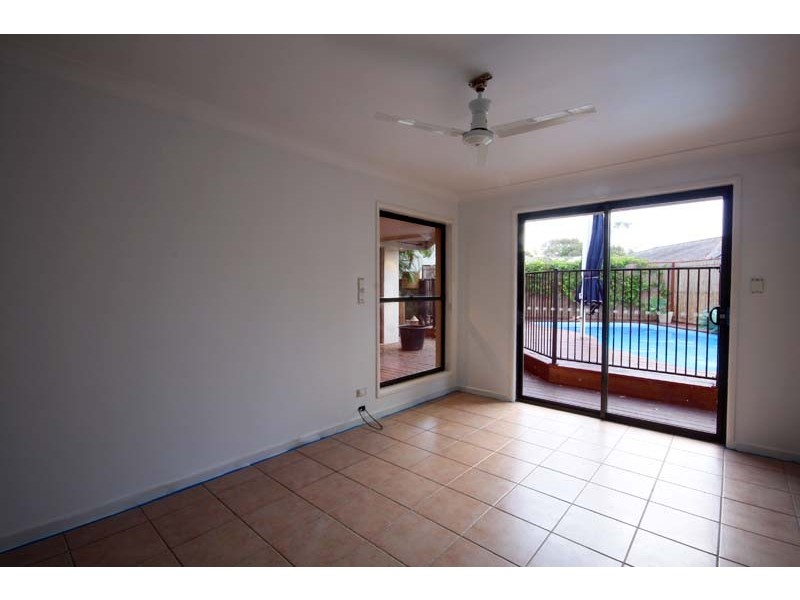 18 Tallawa Place, Wurtulla QLD 4575