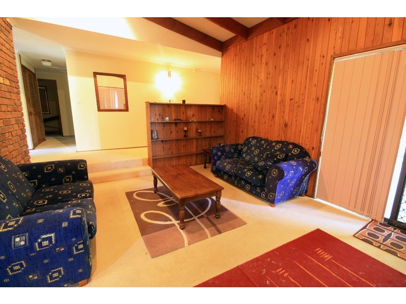 19 Parkway Drive, Mooloolaba QLD 4557