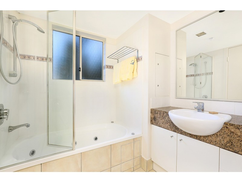 104/89 Esplanande, Golden Beach QLD 4551