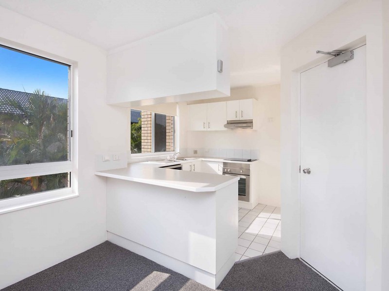 1/33 Burgess Street – Kings Cove, Kings Beach QLD 4551