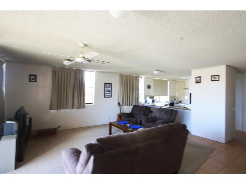 3/25 Moreton Pde, Kings Beach QLD 4551