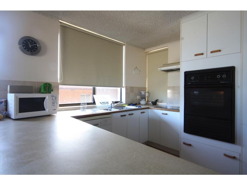 3/25 Moreton Pde, Kings Beach QLD 4551