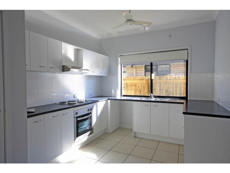 24 Mansell St, Little Mountain QLD 4551