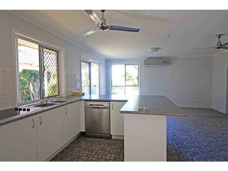 13 Alexander, Aroona QLD 4551