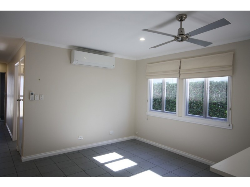 13 Hume St, Golden Beach QLD 4551