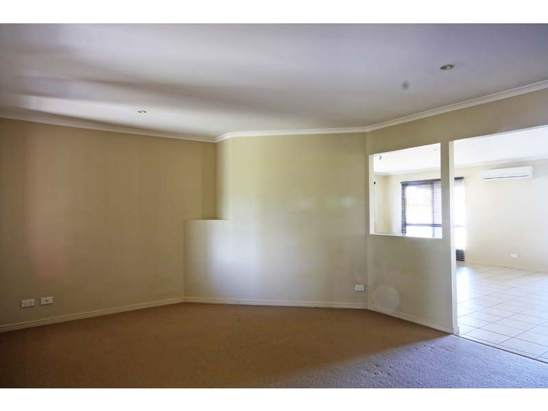 16 Montserrat Cr, Caloundra West QLD 4551