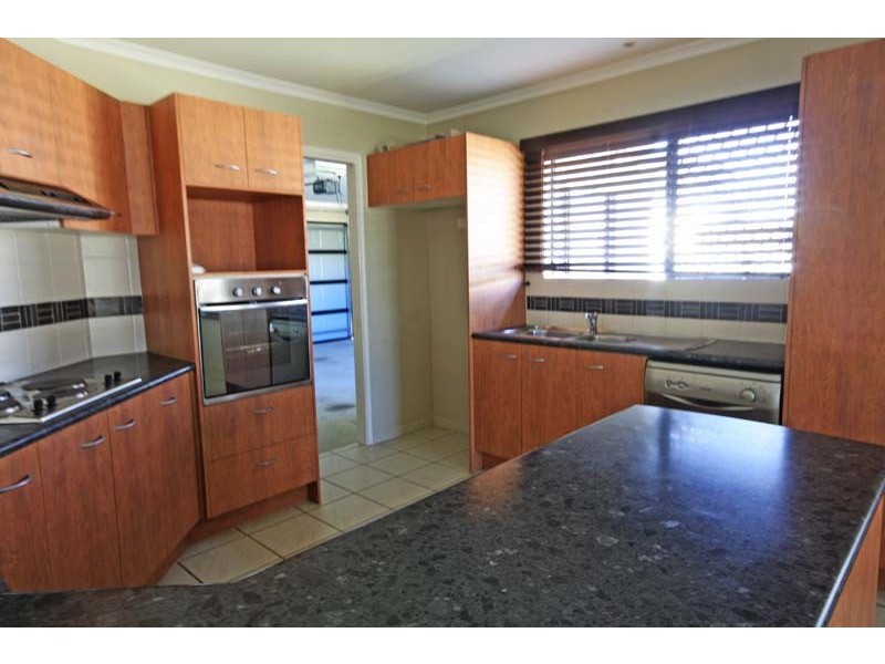 16 Montserrat Cr, Caloundra West QLD 4551