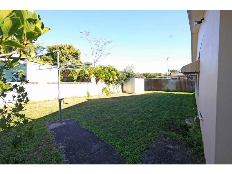 2 Ilya St, Currimundi QLD 4551
