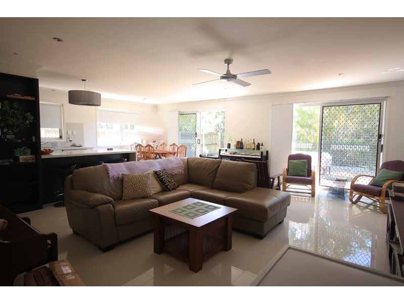 133 Oceanic Drive, Warana QLD 4575