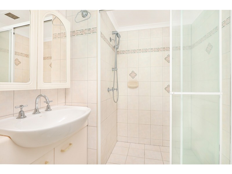 12/30 Minchinton St – Centrepoint, Caloundra QLD 4551