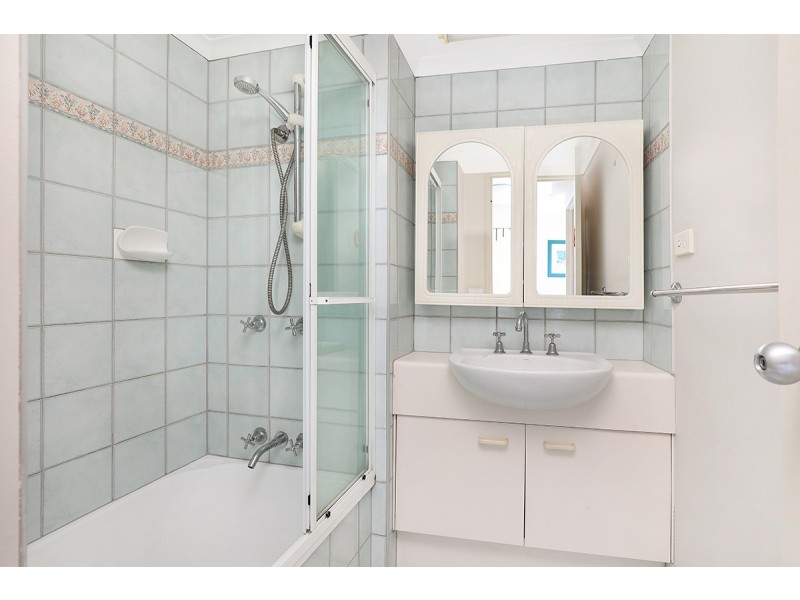 12/30 Minchinton St – Centrepoint, Caloundra QLD 4551