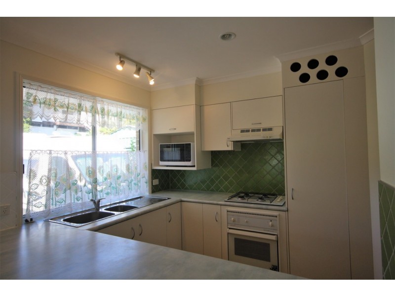 1/8 Birch Street, Caloundra West QLD 4551