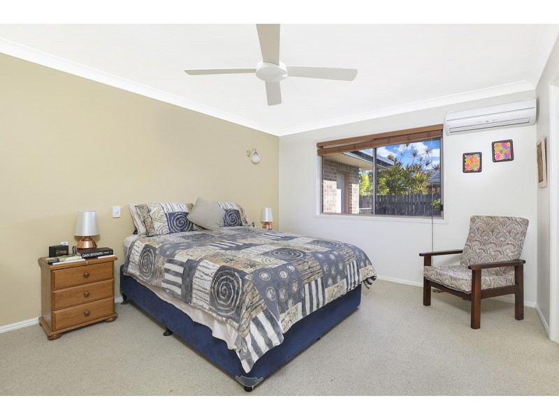 25 Maryann St, Golden Beach QLD 4551