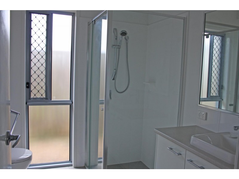 1 Mint Street, Caloundra West QLD 4551