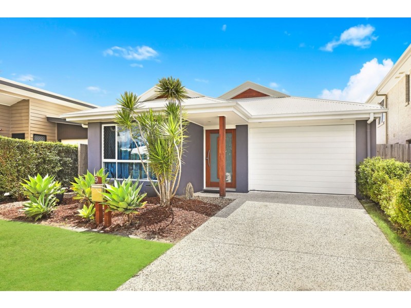 9 Capri St, Caloundra West QLD 4551