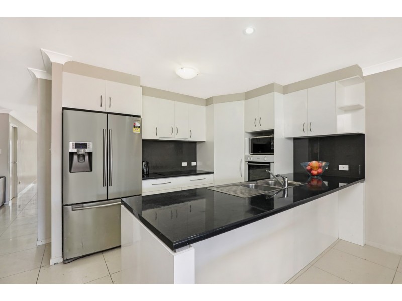 9 Capri St, Caloundra West QLD 4551