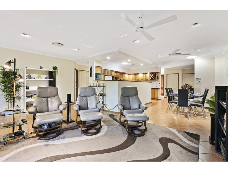 32 Millennium Circuit, Pelican Waters QLD 4551