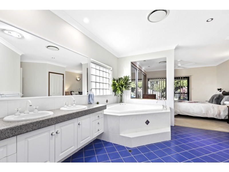 32 Millennium Circuit, Pelican Waters QLD 4551