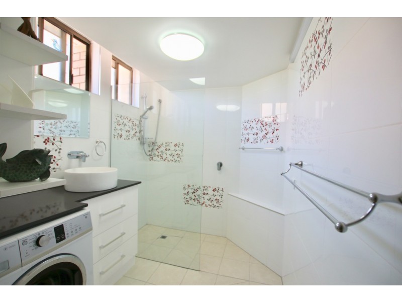 3/35 Lower Gay Tce, Caloundra QLD 4551