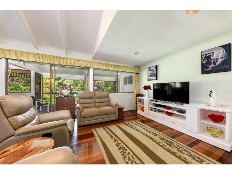 112 Old Caloundra Road, Little Mountain QLD 4551