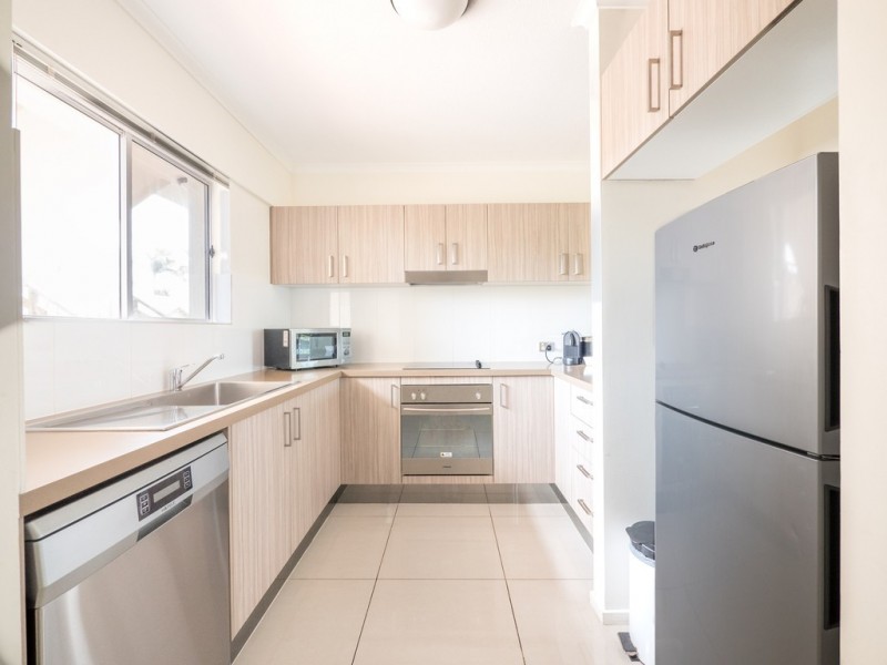 36/2 Landsborough Pde – The Oasis, Golden Beach QLD 4551
