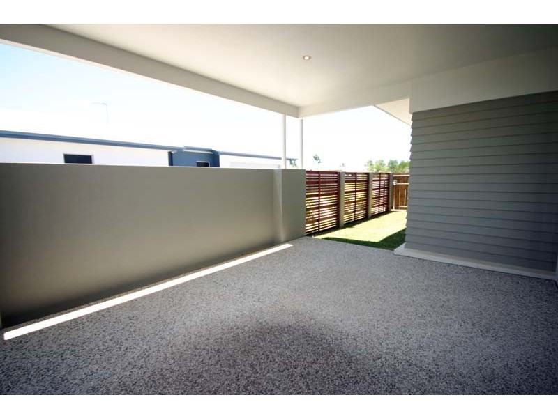 21 The Promenade, Pelican Waters QLD 4551