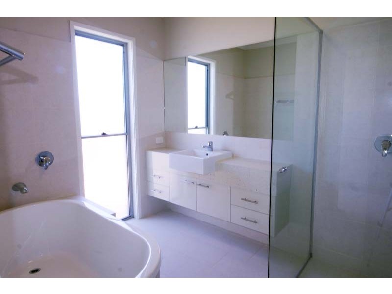 21 The Promenade, Pelican Waters QLD 4551