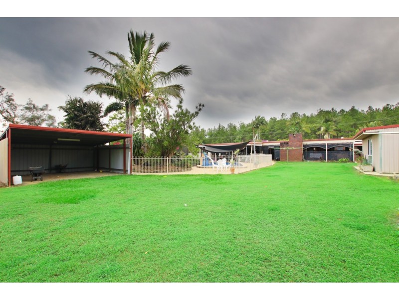 38 Johnston Road, Glass House Mountains QLD 4518