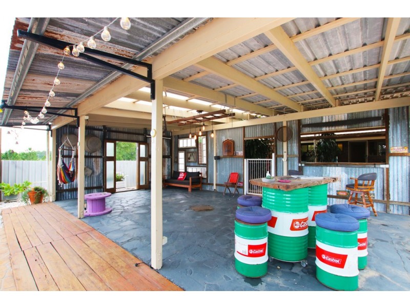 38 Johnston Road, Glass House Mountains QLD 4518