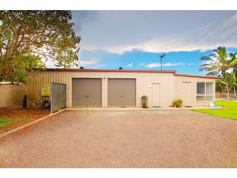 38 Johnston Road, Glass House Mountains QLD 4518