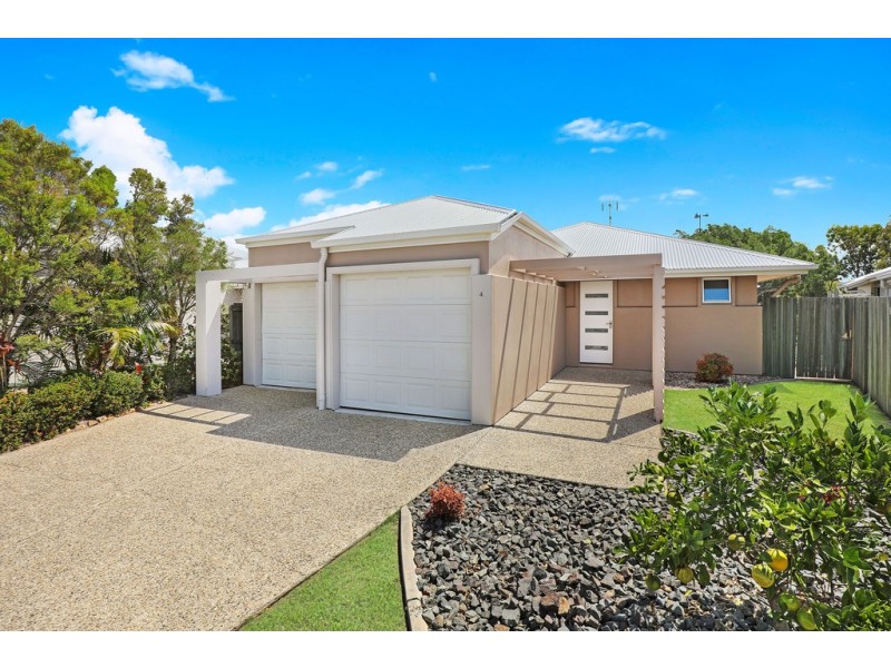 4/1 Harbourlights Way, Pelican Waters QLD 4551