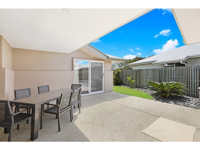 4/1 Harbourlights Way, Pelican Waters QLD 4551