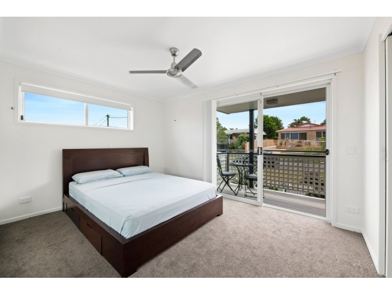 1/2 Orama Avenue, Caloundra QLD 4551