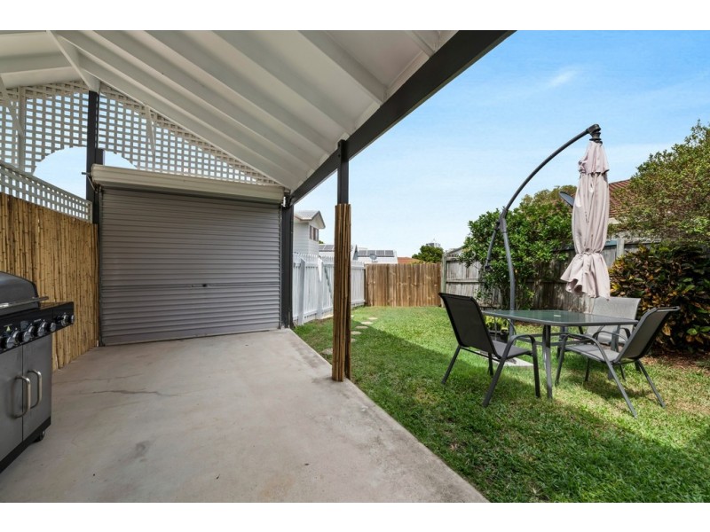 1/2 Orama Avenue, Caloundra QLD 4551