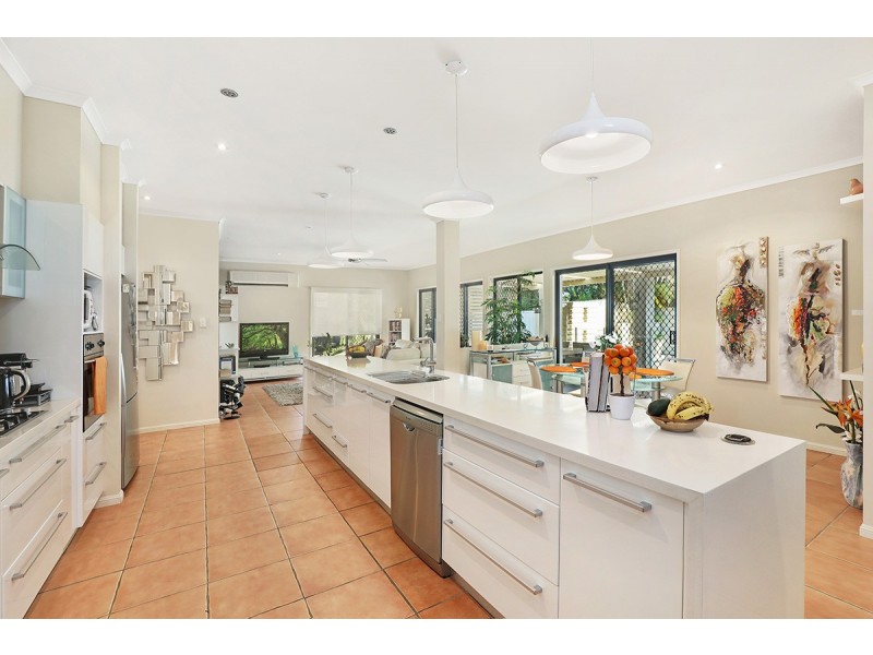 22 Bongaree Dr, Pelican Waters QLD 4551