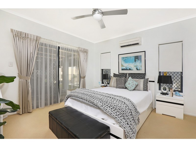 22 Bongaree Dr, Pelican Waters QLD 4551