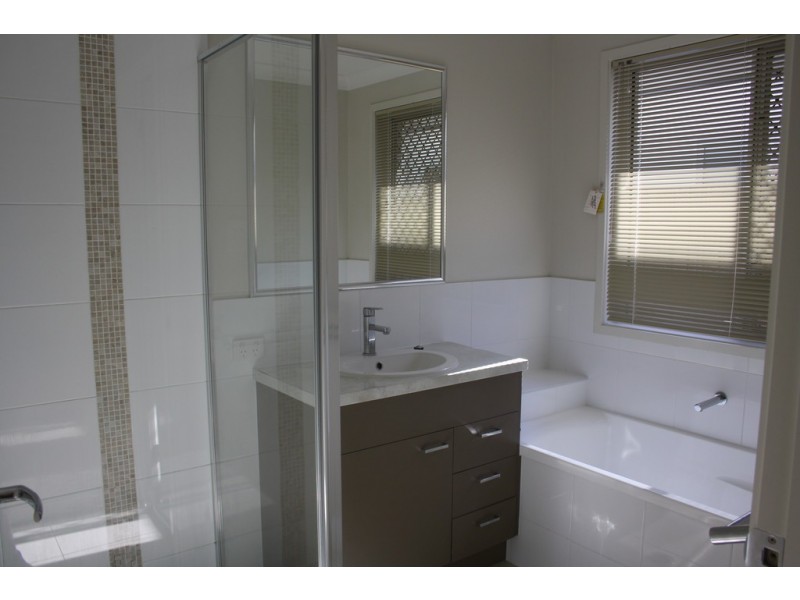 9 Russet Close, Caloundra West QLD 4551