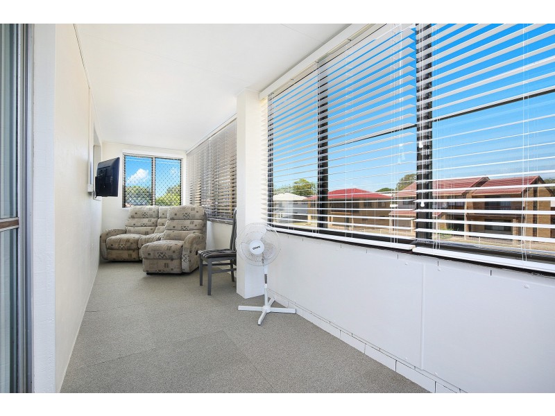 2/71 Taylor Avenue, Golden Beach QLD 4551